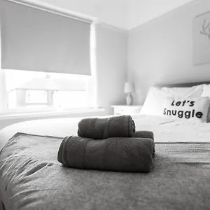 Holiday home Charles Alexander Short - Ansdell House, Blackpool